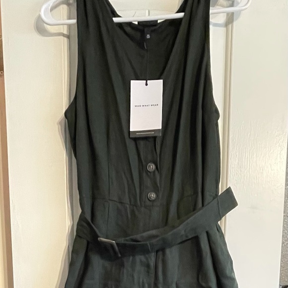 New jumper - Picture 1 of 4